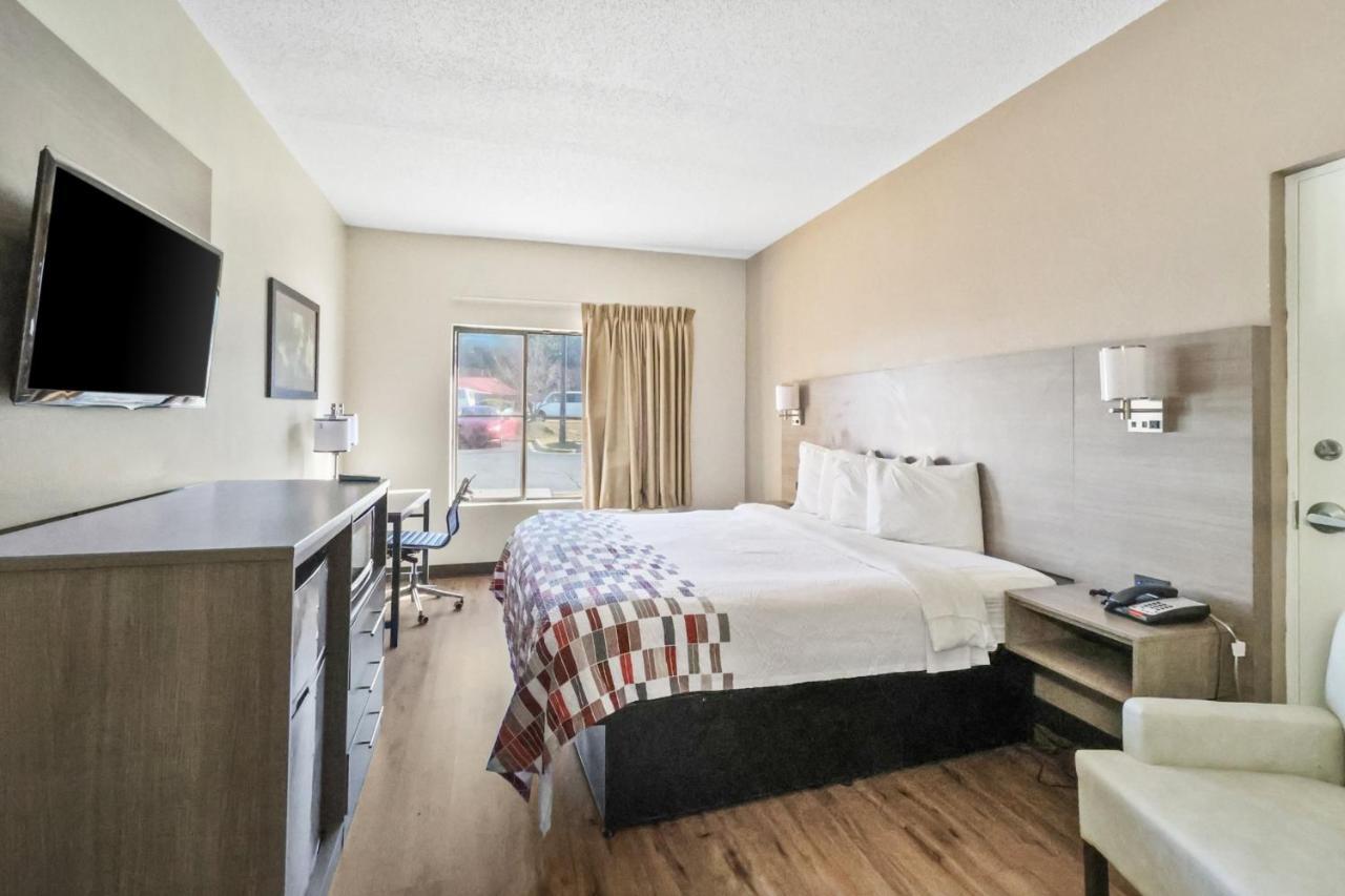 Red Roof Inn & Suites Fayetteville-Fort Bragg Luaran gambar