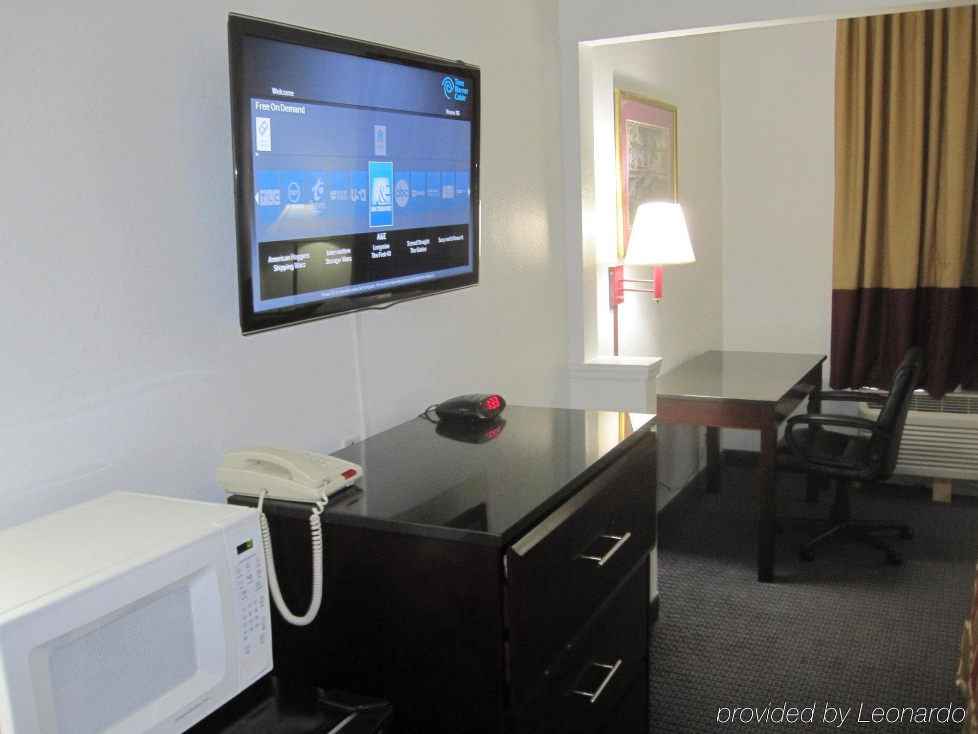 Red Roof Inn & Suites Fayetteville-Fort Bragg Luaran gambar