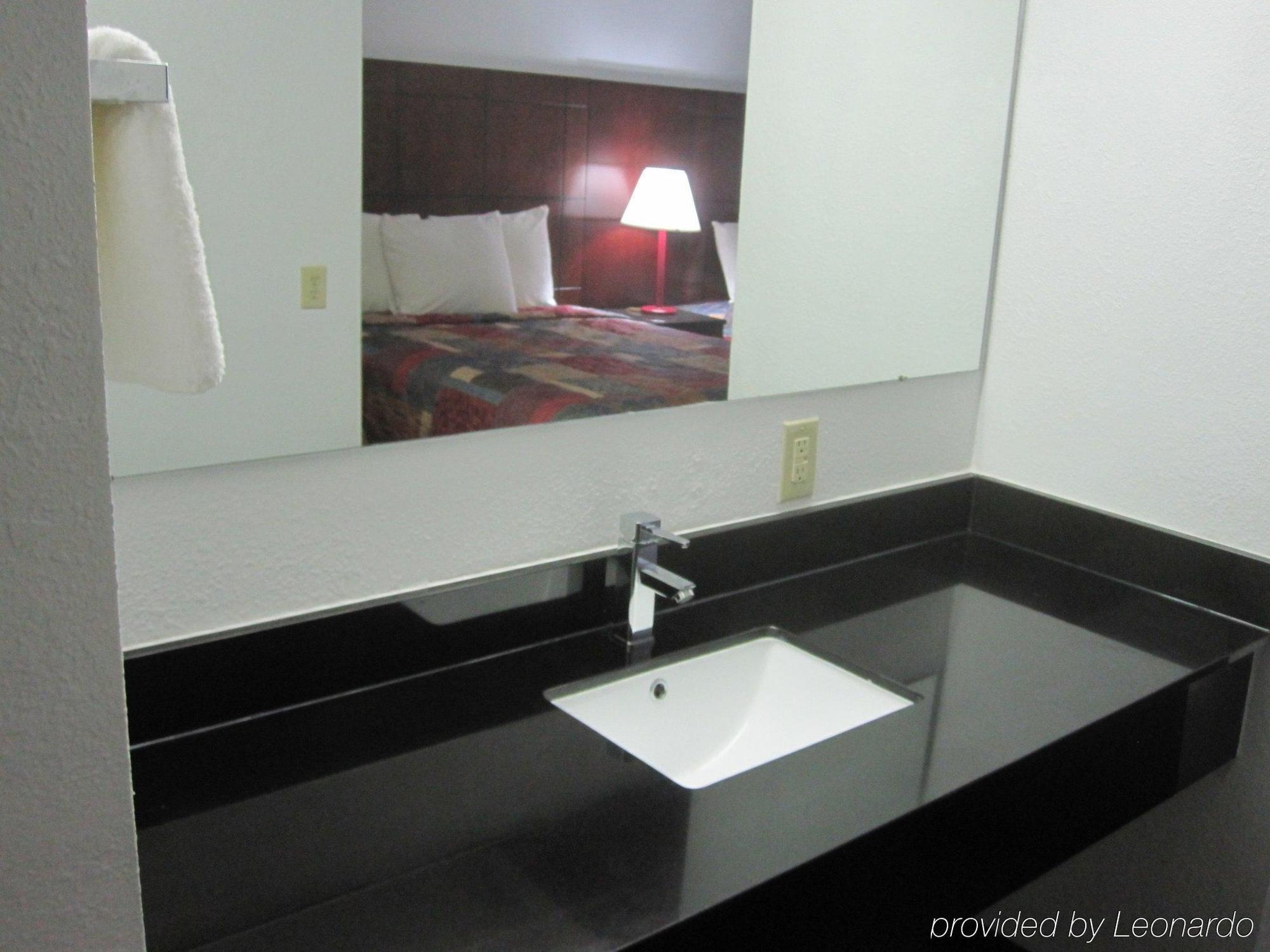 Red Roof Inn & Suites Fayetteville-Fort Bragg Luaran gambar